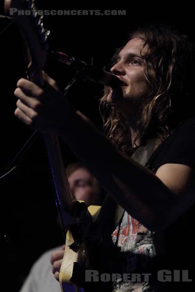 KING GIZZARD AND THE LIZARD WIZARD - 2017-06-22 - PARIS - Cabaret Sauvage - Stuart Douglas Mackenzie